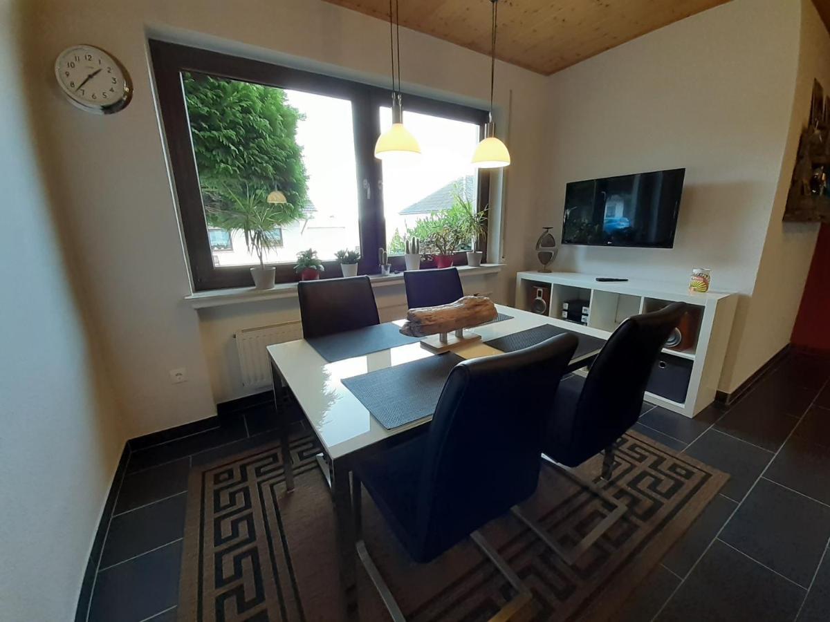 Ferienwohnung Terrasse Parkplatz Wallbox Nuerburgring Herresbach Luaran gambar